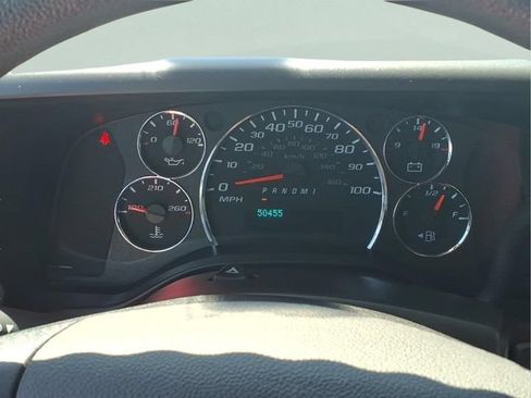 Used 2023 Chevrolet Express 3500 LT w/ LT Preferred Equipment Group RWD image 11