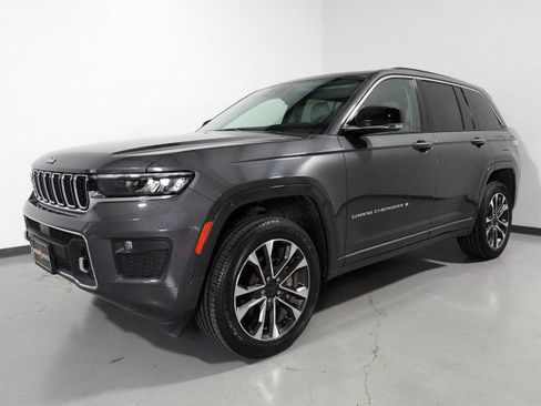 Used 2023 Jeep Grand Cherokee Overland image 10