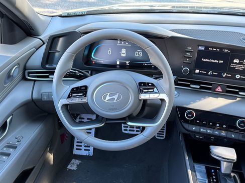 New 2026 Hyundai Elantra SEL Sport image 23