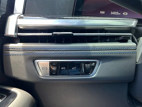 Used 2025 Cadillac Escalade IQ Sport 1 AWD/4WD image 61