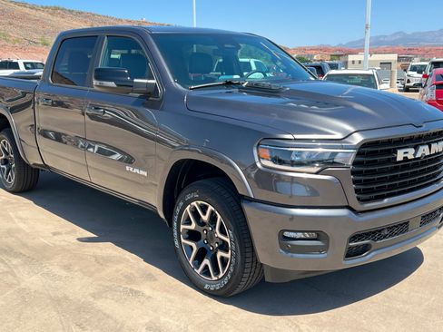 New 2026 RAM 1500 Laramie AWD/4WD image 7