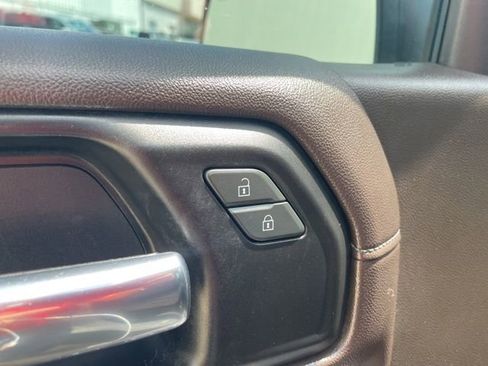 Used 2020 Chevrolet Silverado 1500 RST w/ Texas Edition RWD image 23