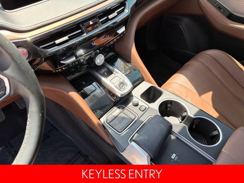 Used 2023 Acura MDX FWD w/ Technology Package image 18