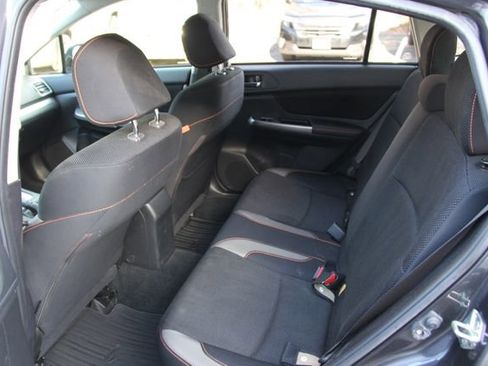 Used 2017 Subaru Crosstrek 2.0i Premium image 26