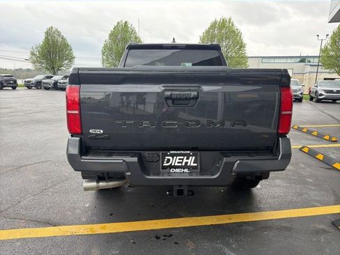 New 2026 Toyota Tacoma SR5 AWD/4WD image 5