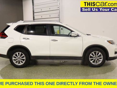 Used 2017 Nissan Rogue SV FWD image 9