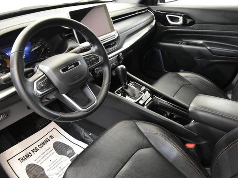 Used 2022 Jeep Compass Limited image 12