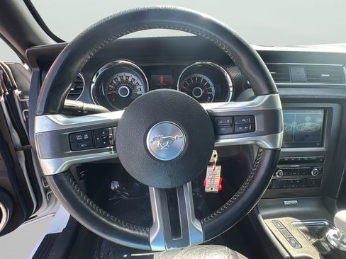 Used 2013 Ford Mustang GT Premium w/ Electronics Pkg RWD image 16