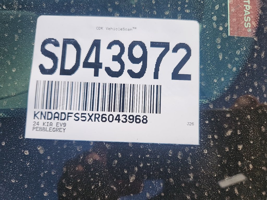 Certified 2024 Kia EV9 Land AWD/4WD image 5