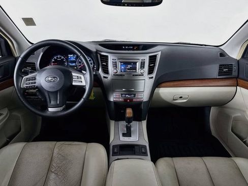 Used 2013 Subaru Outback 2.5i Limited w/ Moonroof Pkg AWD/4WD image 26