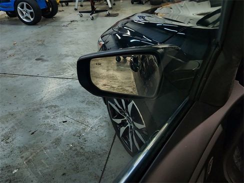 Used 2022 Chevrolet Malibu RS image 9