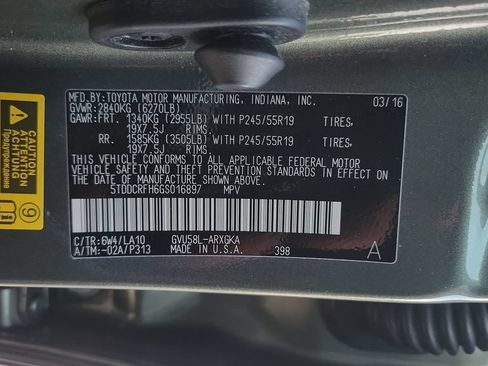 Used 2016 Toyota Highlander Limited w/ Driver Technology Package AWD/4WD image 28