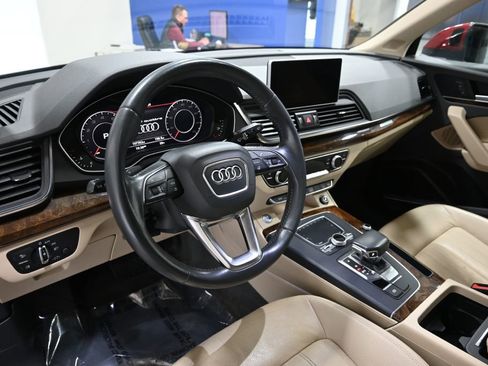 Used 2018 Audi Q5 2.0T Premium Plus w/ Premium Plus Package image 8