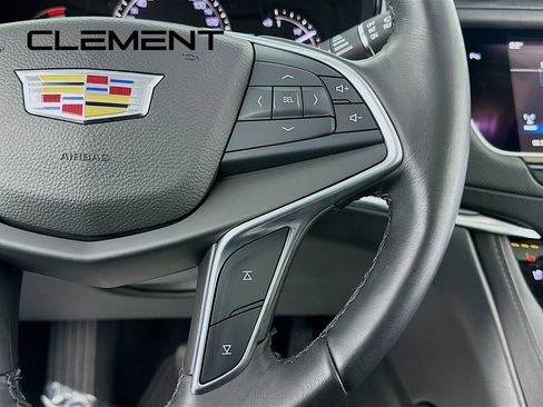 Used 2017 Cadillac XT5 Premium Luxury image 16