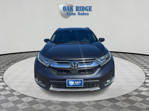 Used 2018 Honda CR-V Touring image 2