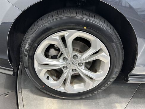 Certified 2023 Honda Accord LX image 9