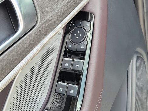 New 2026 Ford Explorer Platinum RWD image 25