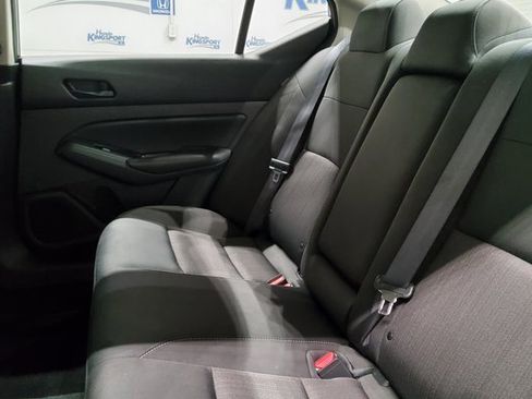 Used 2024 Nissan Altima 2.5 S image 16