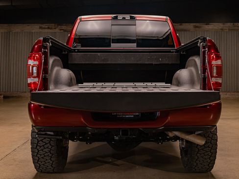 Used 2019 RAM 2500 Limited image 10