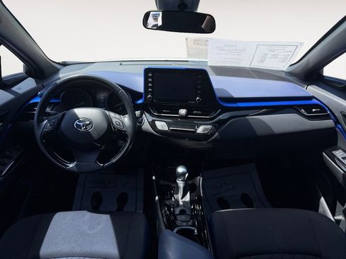 Used 2021 Toyota C-HR XLE image 13