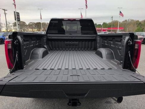 New 2026 GMC Sierra 2500 Denali w/ Denali Reserve Package AWD/4WD image 8