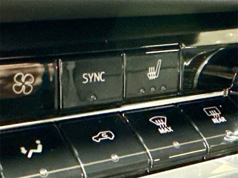 New 2026 Chevrolet Equinox LT image 23