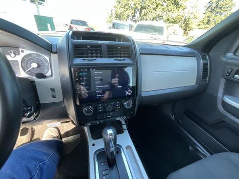 Used 2008 Mercury Mariner 4WD V6 image 11