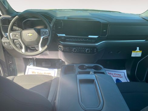 New 2025 Chevrolet Silverado 1500 LT w/ Convenience Package II image 10