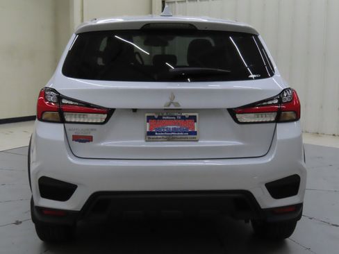 New 2025 Mitsubishi Outlander Sport ES image 4