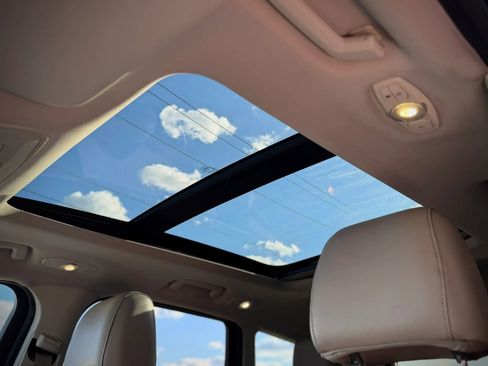 Used 2014 Ford Escape SE w/ Equipment Group 201A FWD image 8