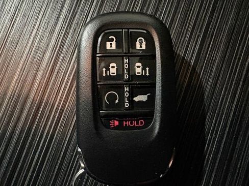 Used 2025 Honda Odyssey Touring image 34