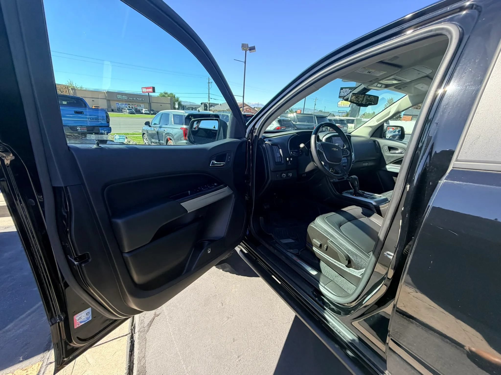 Used 2021 Chevrolet Colorado ZR2 AWD/4WD image 9