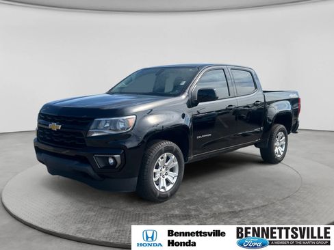 Used 2022 Chevrolet Colorado LT w/ LT Convenience Package AWD/4WD image 1