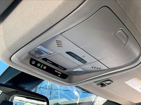 Used 2019 GMC Acadia Denali w/ Technology Package FWD image 48