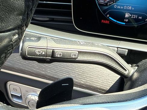 Used 2022 Mercedes-Benz GLE 350 4MATIC image 39