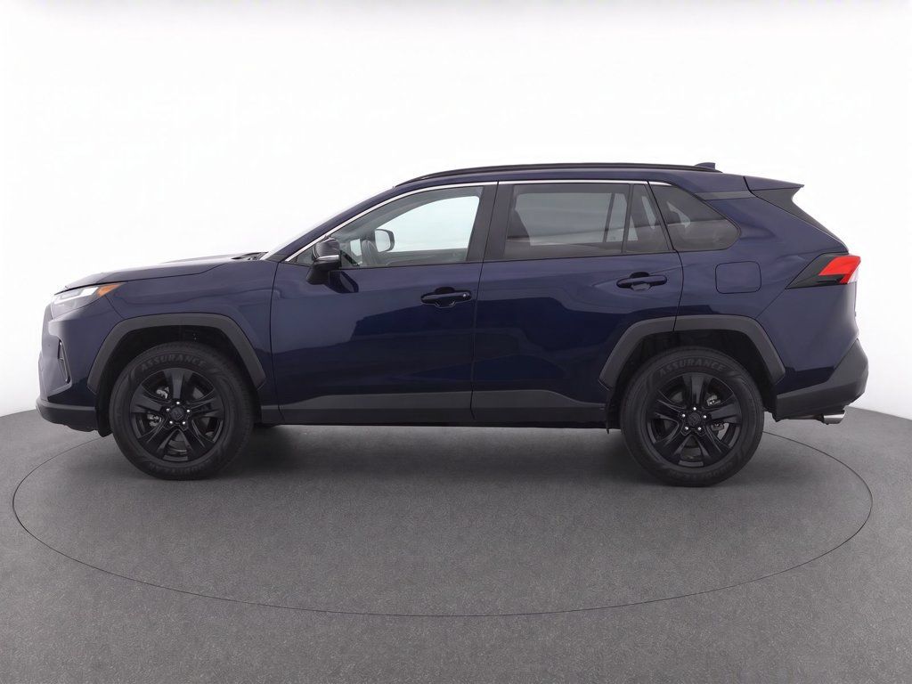 Used 2024 Toyota RAV4 XLE FWD image 6
