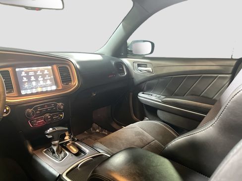 Used 2022 Dodge Charger Scat Pack w/ Dynamics Package RWD image 23