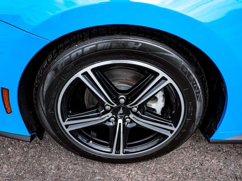 Used 2025 Ford Mustang Premium RWD image 11
