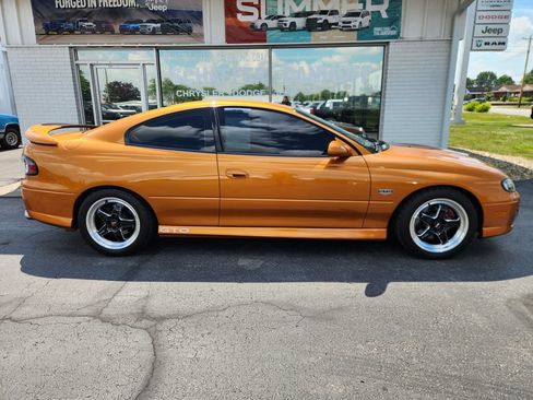 Used 2006 Pontiac GTO RWD image 2
