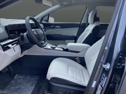 New 2026 Kia Sportage SX Prestige image 4