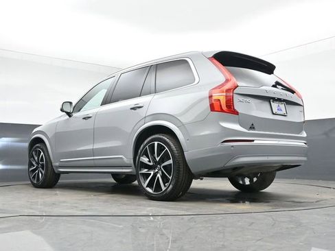Used 2025 Volvo XC90 B6 Plus image 42
