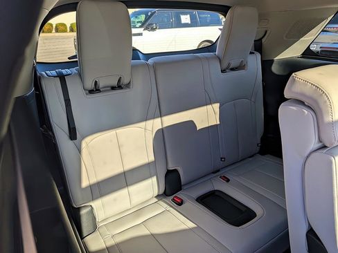 New 2026 INFINITI QX60 Luxe image 22