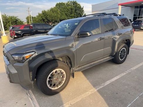 Used 2025 Toyota 4Runner TRD Off-Road AWD/4WD image 3