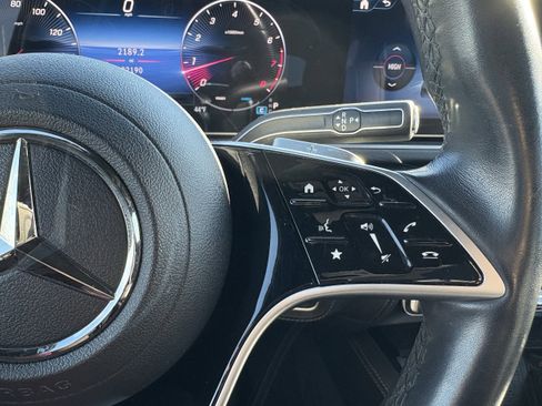 Used 2024 Mercedes-Benz GLE 350 4MATIC image 16