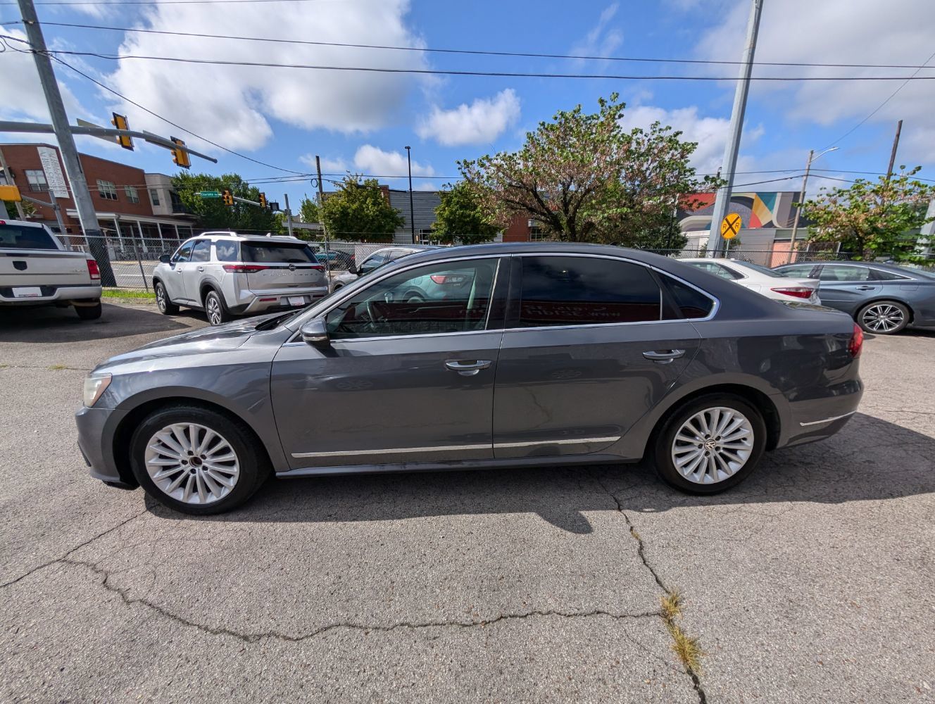 Used 2017 Volkswagen Passat 1.8T SE FWD image 10