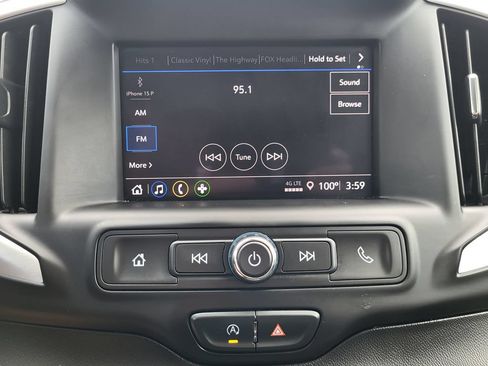 Used 2024 GMC Terrain SLE AWD/4WD image 13
