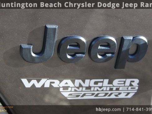 Used 2021 Jeep Wrangler Unlimited Sport image 8