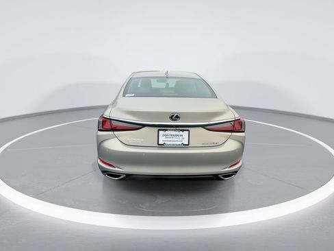 Used 2019 Lexus ES 350 w/ Premium Package image 7