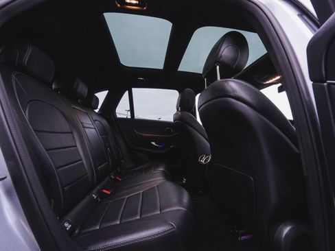 Used 2022 Mercedes-Benz GLC 300 GLC 300 image 32