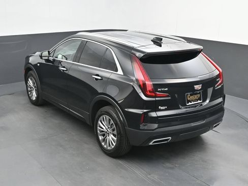 Used 2024 Cadillac XT4 Premium Luxury FWD image 30